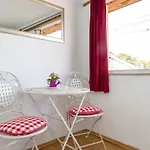 Apartment Dream Old&new Sunny Delight *